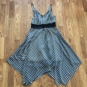 💥Sale💥😊 Nikibiki Black White Gingham Dress M